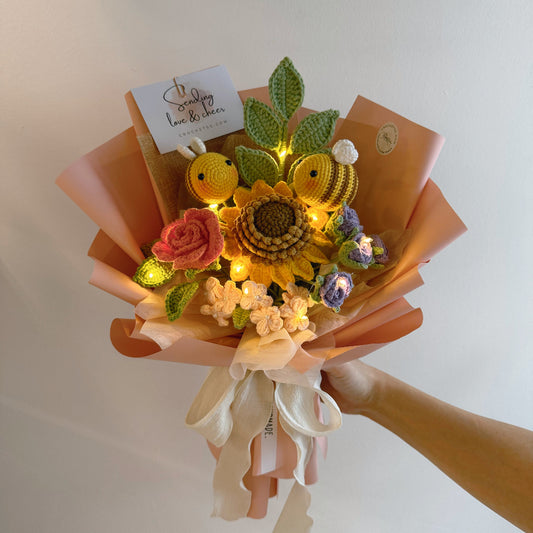 crochet sunflower with crochet amigurumi bee