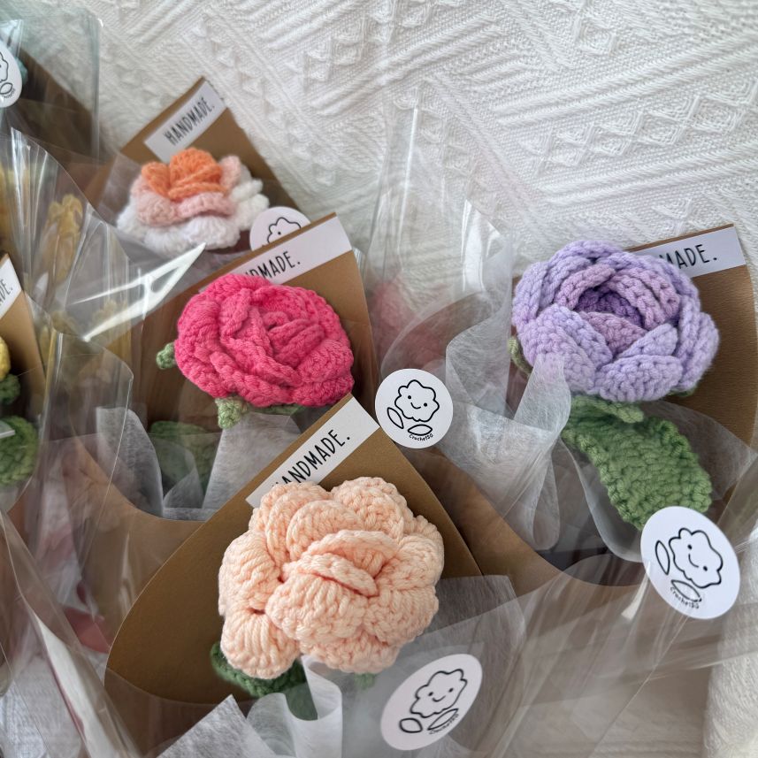 Single Stalk Crochet Flower Bundle – Garden Rose (Set of 5)