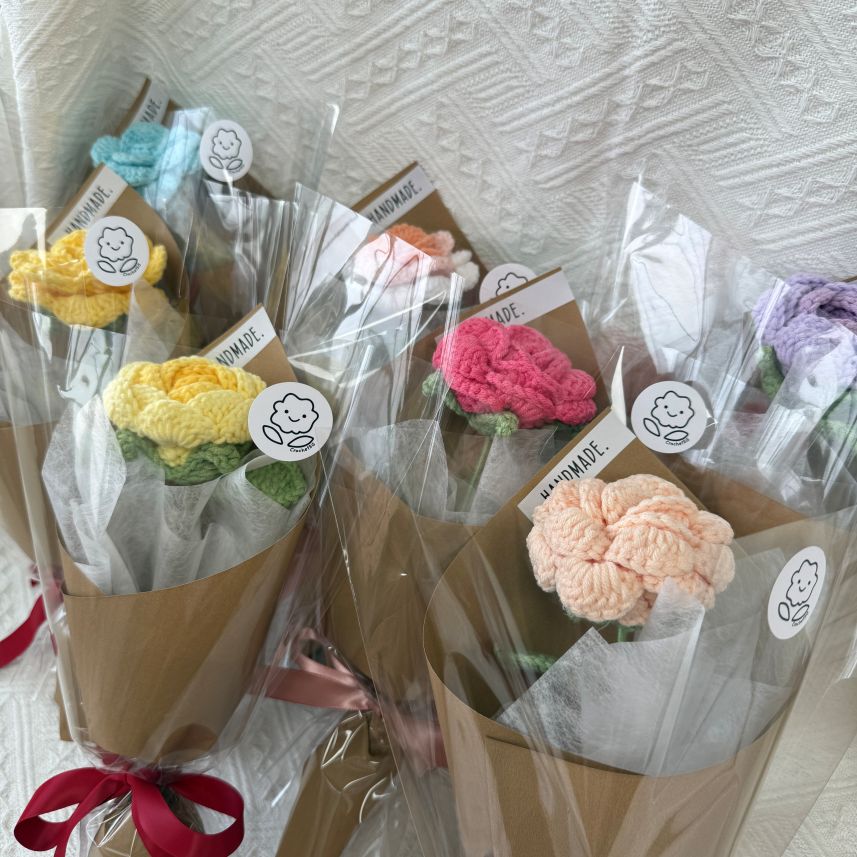 Single Stalk Crochet Flower Bundle – Garden Rose (Set of 5)