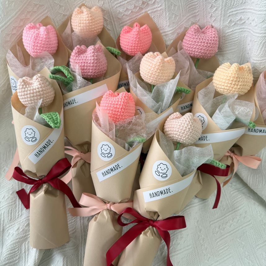 Single Stalk Crochet Flower Bundle – Chubby Tulip (Random Color)
