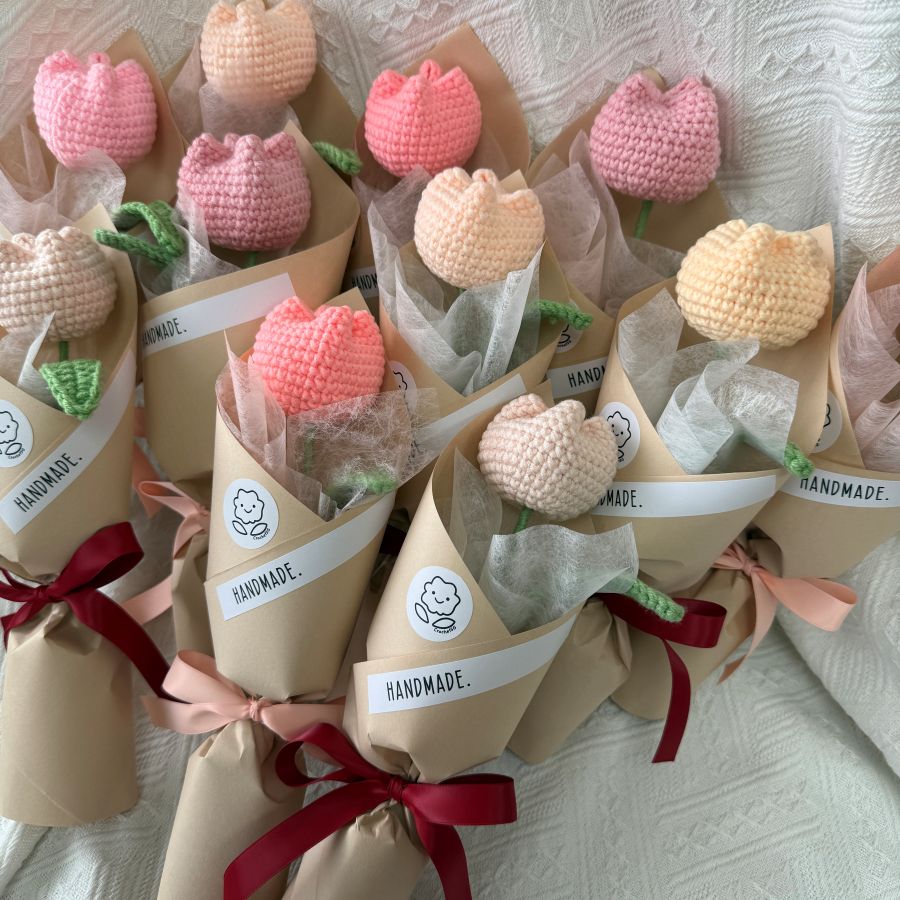 Single Stalk Crochet Flower Bundle – Chubby Tulip (Random Color)
