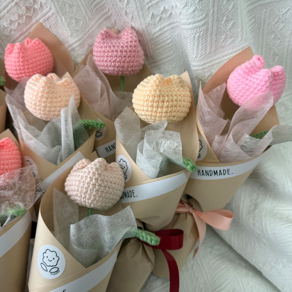 Single Stalk Crochet Flower Bundle – Chubby Tulip (Random Color)