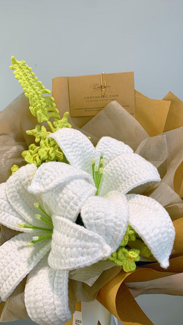 Snowy Lily Pure-fection Crochet Flower Bouquet (zoom in lily 2)