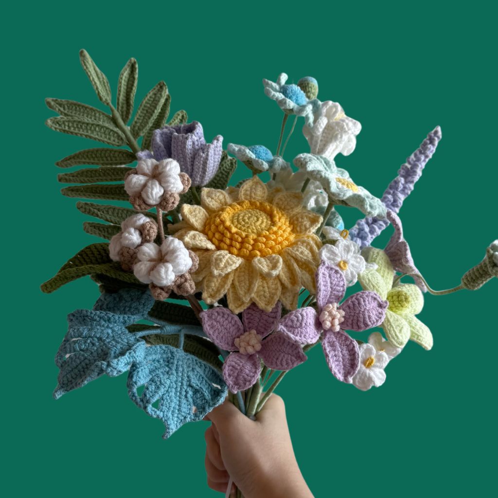 a handful of crochet flowers to be used in CrochetSG Sunshine and Sherbet bouquet