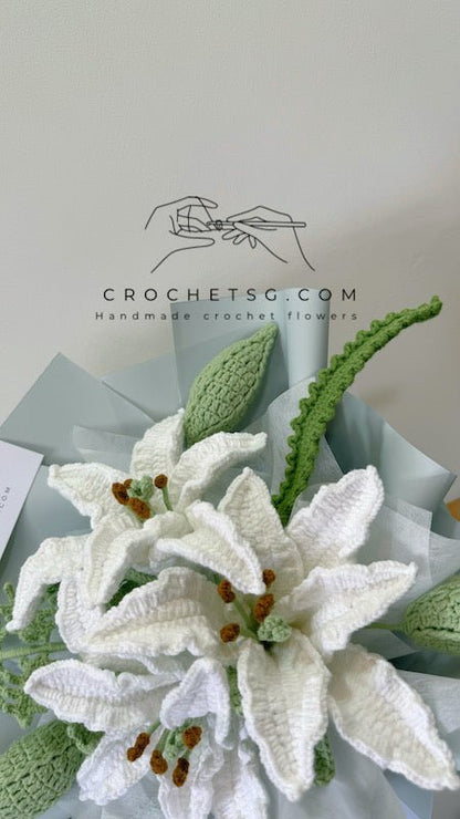 Casablanca Lily Blooms Crochet Flower Bouquet (Zoom In)